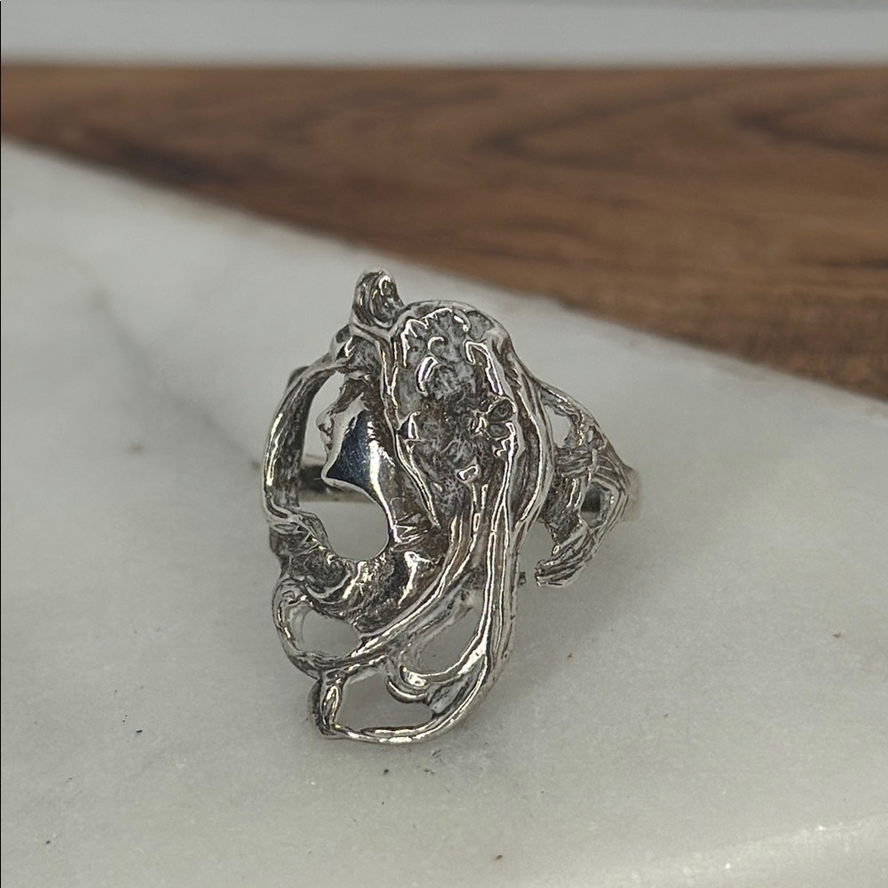 Ornate Estate Silver 925 Filigree Ring with Goddess Design Lot D37 - Picture 7 of 8